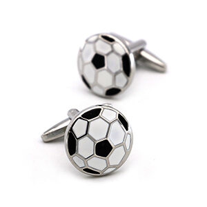 Gemelos balones blancos y negros de fútbol